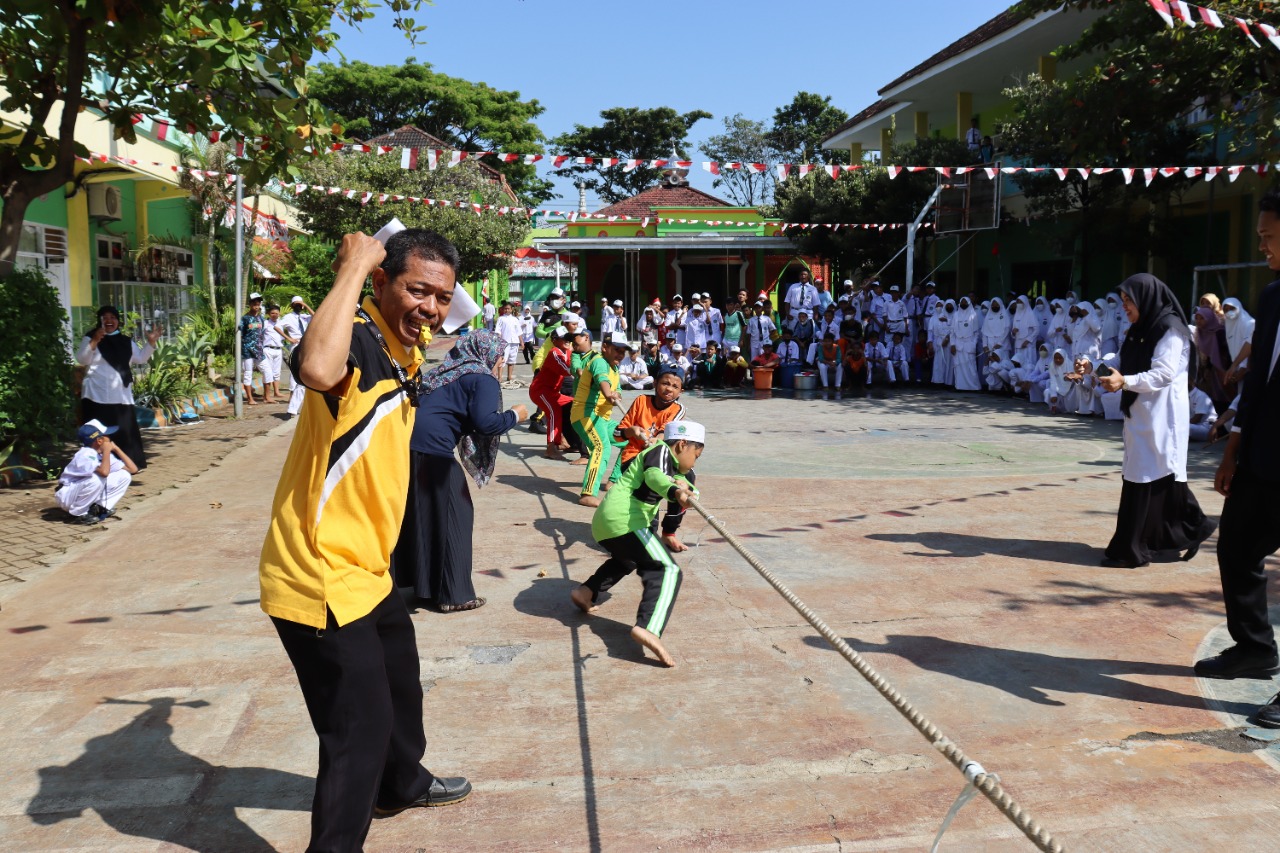 Ajang Lomba Meriahkan Peringatan HUT  RI KE -77 di MTsN 1 Pasuruan