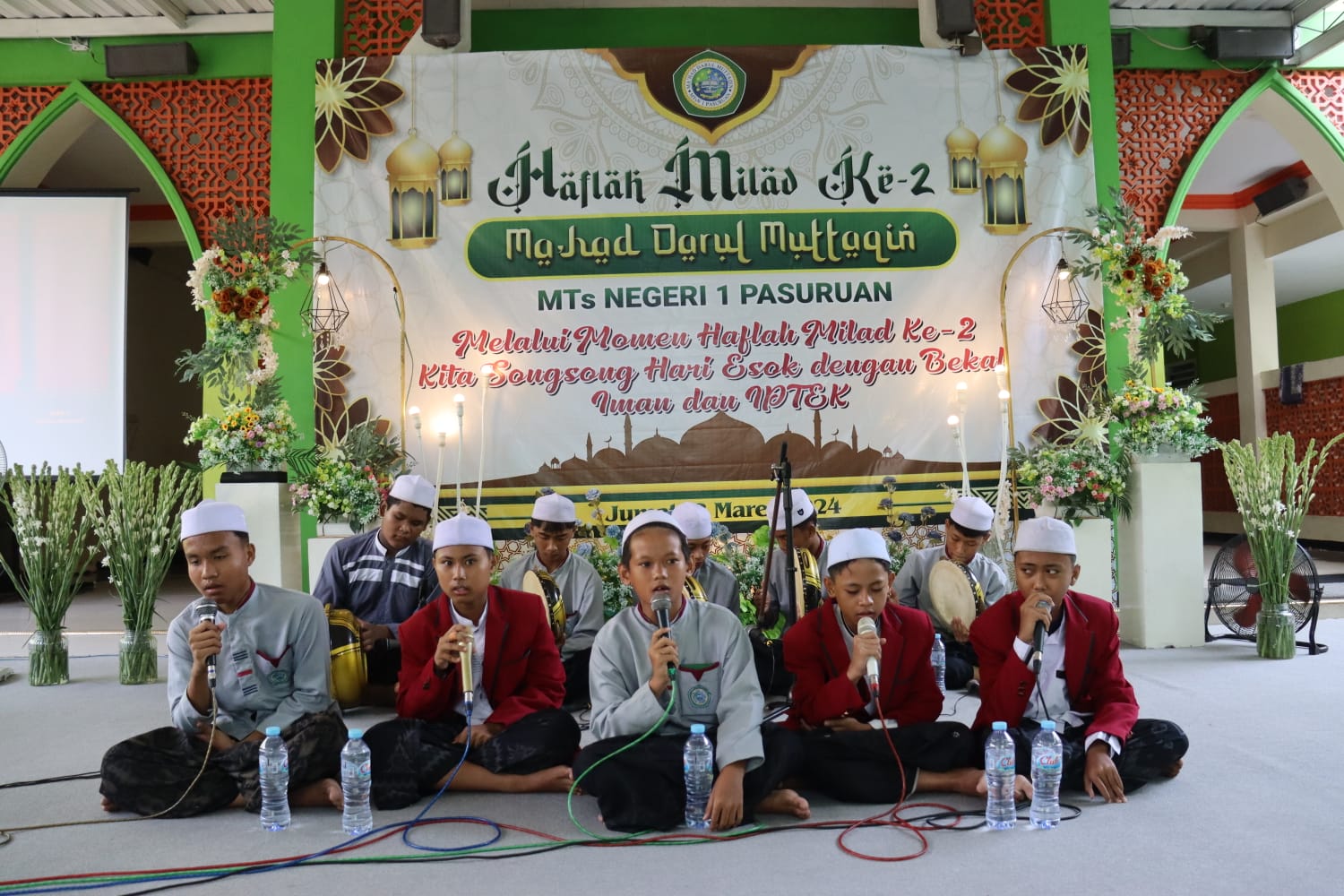 Gebyar Haflah Milad Ke -2 Ma'had Darul Muttaqin MTsN 1 Pasuruan, Songsong Hari Esok dengan Bekal Iman dan Taqwa