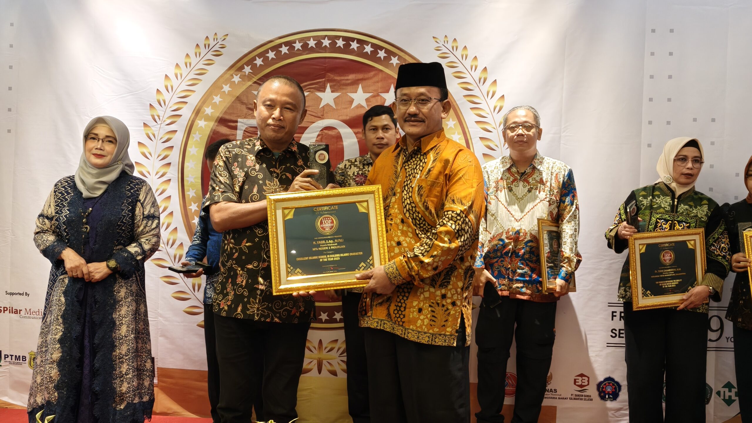 MTsN 1 Pasuruan Terima Apresiasi dan Pengakuan Bergengsi dalam TOP ACHIEVEMENT AWARD 2025